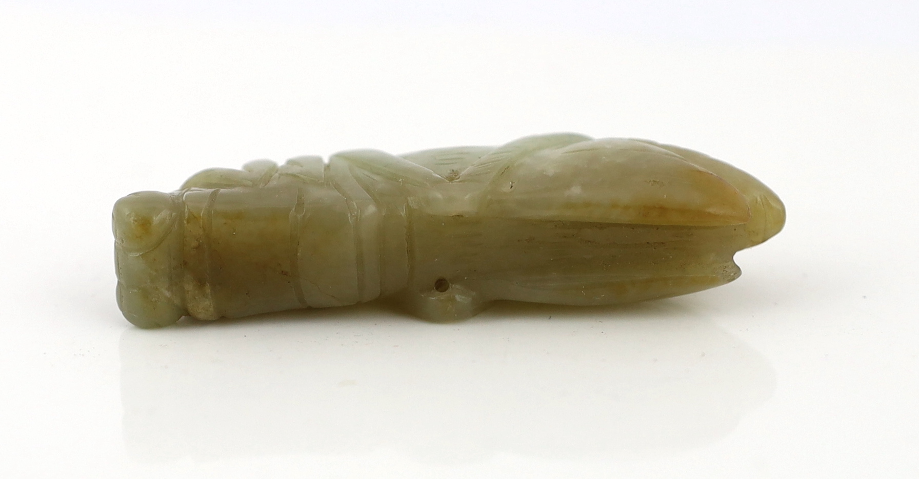 A Chinese pale celadon jade grasshopper pendant, 18th/19th century